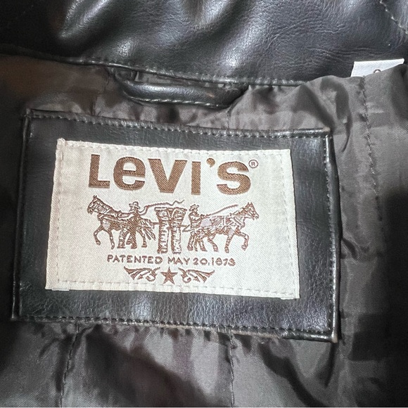 💚Levi’s men’s brown faux leather jacket - Picture 6 of 10